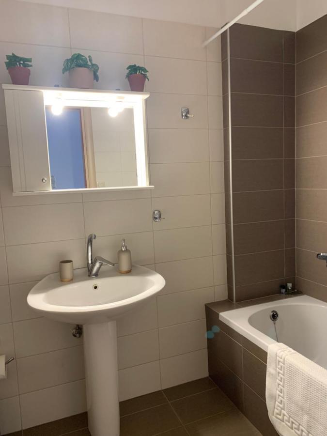 The Grey Apartments Wolos Zewnętrze zdjęcie